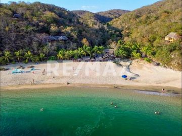 Tres Casas en venta frente a la Playa - (3)