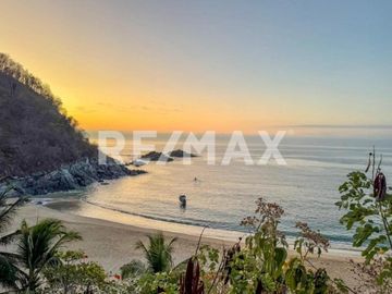 Tres Casas en venta frente a la Playa - (3)