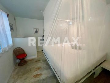 Tres Casas en venta frente a la Playa - (3)