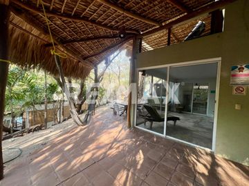 Tres Casas en venta frente a la Playa - (3)