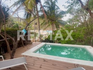 Tres Casas en venta frente a la Playa - (3)