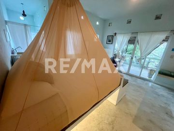 Tres Casas en venta frente a la Playa - (3)