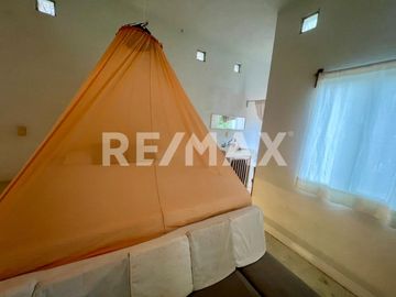 Tres Casas en venta frente a la Playa - (3)