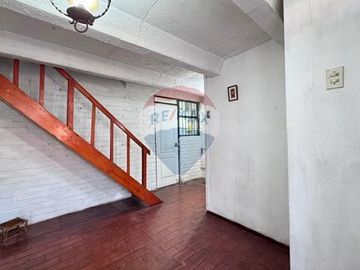 CASA EN VENTA - LA FLORIDA