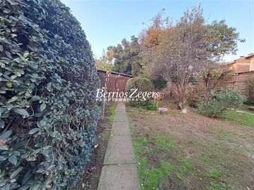Casa en Venta en Los Maitenes / Los Prunos / Fernando Castillo Velasco