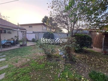 Casa en Venta en Los Maitenes / Los Prunos / Fernando Castillo Velasco