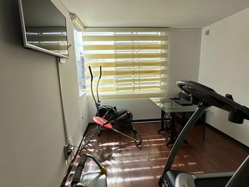 Oportunidad. Venta hermosa Casa en Cumbayá - Urbanización Yanazarapata. SC