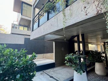 Departamento 2 ambientes con balcón y cochera en venta