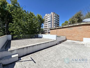 VENTA · CASA · 2 DORMITORIOS · PATIO · ARROYITO