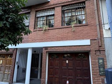 PH en venta - 3 Dormitorios 3 Baños - Barracas