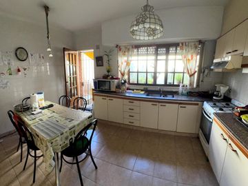 PH en venta - 3 Dormitorios 3 Baños - Barracas