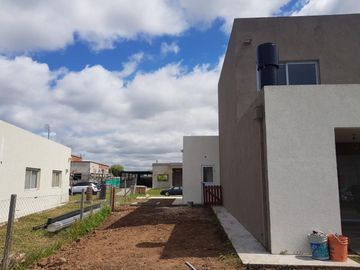 Venta Casa A ESTRENAR en San Matias Escobar EC