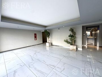 Venta departamento 2 ambientes con balcón en Bernal