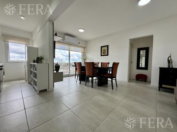 Venta departamento 2 ambientes con balcón en Bernal
