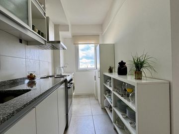 Venta departamento 2 ambientes con balcón en Bernal