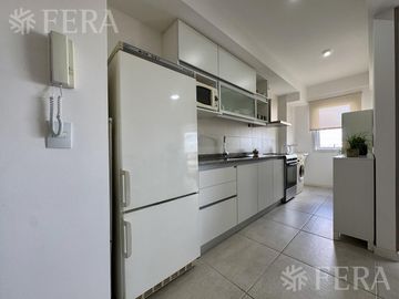 Venta departamento 2 ambientes con balcón en Bernal