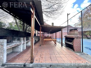 Venta departamento 2 ambientes con balcón en Bernal