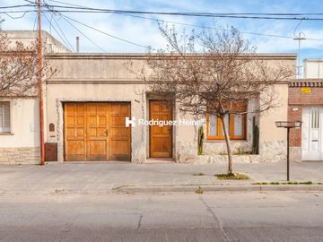Casa en en venta, barrio Pedro Pico!