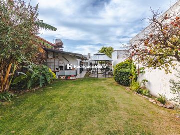 Casa en en venta, barrio Pedro Pico!