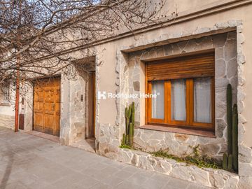 Casa en en venta, barrio Pedro Pico!