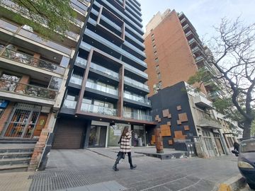 DEPARTAMENTO VENTA  SEMIPISO 3 PISO FRENTE 2 a 3 DORM  BALCON PILETA AV. POETA LUGONES NUEVA CORDOBA