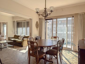 Departamento en venta a refaccionar en Recoleta Quintana ancha.