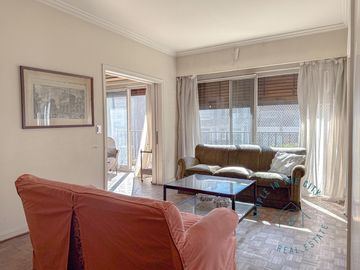 Departamento en venta a refaccionar en Recoleta Quintana ancha.