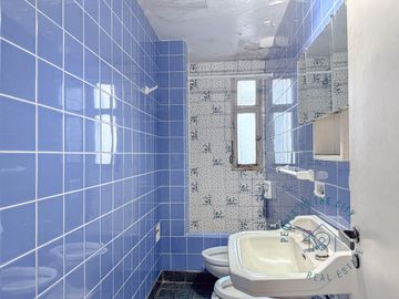 Departamento en venta a refaccionar en Recoleta Quintana ancha.