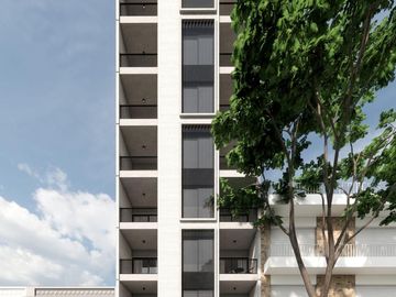 Departamento con balcón y patio en primero piso