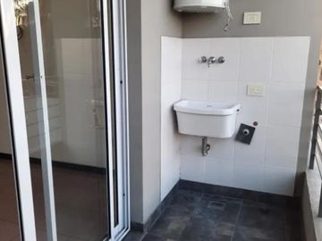 PH en venta - 2 Dormitorios 1 Baño - Castelar