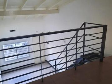PH en venta - 2 Dormitorios 1 Baño - Castelar