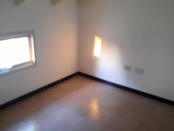 PH en venta - 2 Dormitorios 1 Baño - Castelar