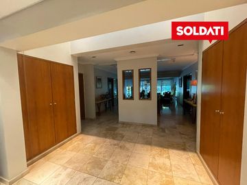 Casa en Ayres de Pilar en alquiler con muebles, 4 cuartos, impecable!