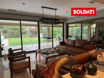 Casa en Ayres de Pilar en alquiler con muebles, 4 cuartos, impecable!