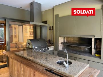 Casa en Ayres de Pilar en alquiler con muebles, 4 cuartos, impecable!