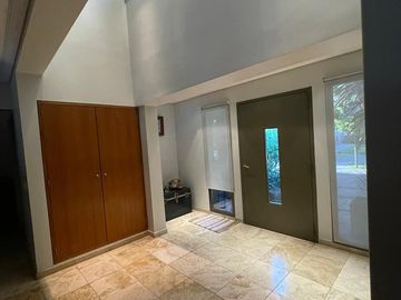 Casa en Ayres de Pilar en alquiler con muebles, 4 cuartos, impecable!