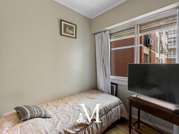 Departamento de 6 ambientes con terraza y parrilla en Retiro, cochera y seg 24hs muy luminoso