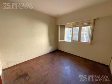 Casa en venta a refaccionar 3 ambientes Olivos lote de 8,66 x 17,51