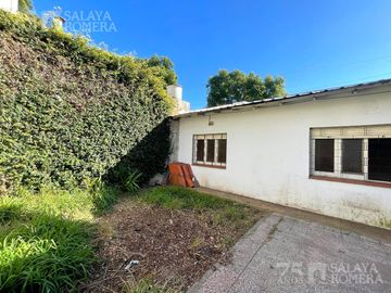 Casa en venta a refaccionar 3 ambientes Olivos lote de 8,66 x 17,51