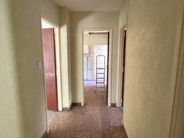 Casa en venta a refaccionar 3 ambientes Olivos lote de 8,66 x 17,51