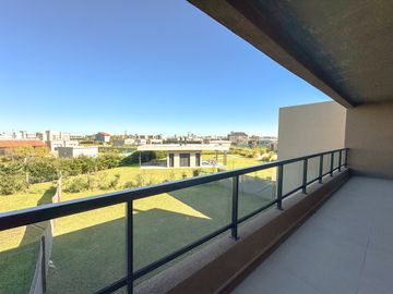 Casa 3 Dorm - Condominios DM