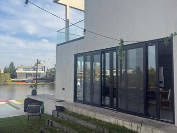 Alquiler Anual Casa a La Laguna en El Naudir Escobar EC