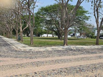 TERRENO EXCLUSIVO EN VENTA