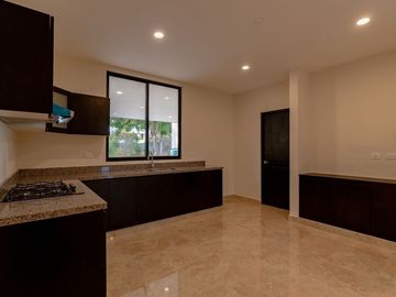 CASA EN VENTA EN MERIDA YUCATAN CHOLUL PRIVADA KINISH