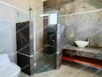 CASA CONGO HERMOSA RESIDENCIA CON ESPECTACULAR VISTA