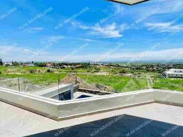CASA CONGO HERMOSA RESIDENCIA CON ESPECTACULAR VISTA