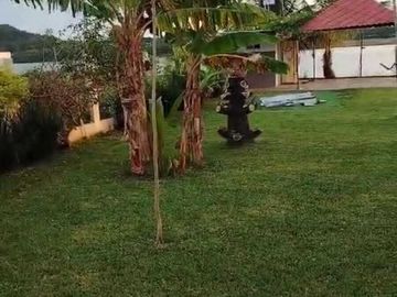 CASA DE CAMPO AMPLIO TERRENO FRENTE AL RIO TUXPAN.