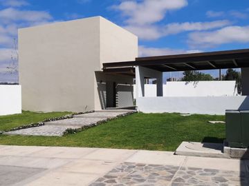Estrena Casa en Zakia, Querétaro