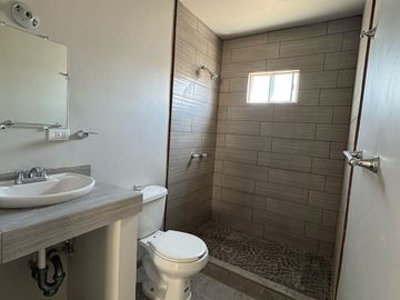 ¡Tu Nuevo Hogar en un Entorno Privado y Espacioso te Espera!