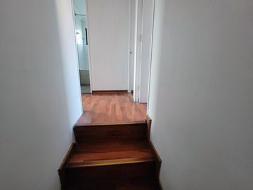 Se Vende Casa de Tres piso en sector El Rosal, Maipú